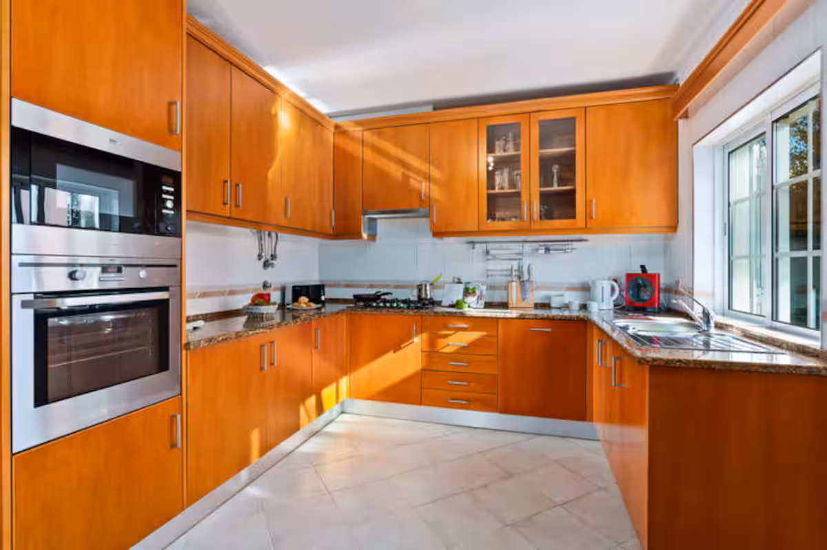Equipped kitchen
