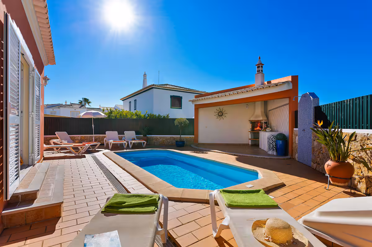 Pool and barbecue